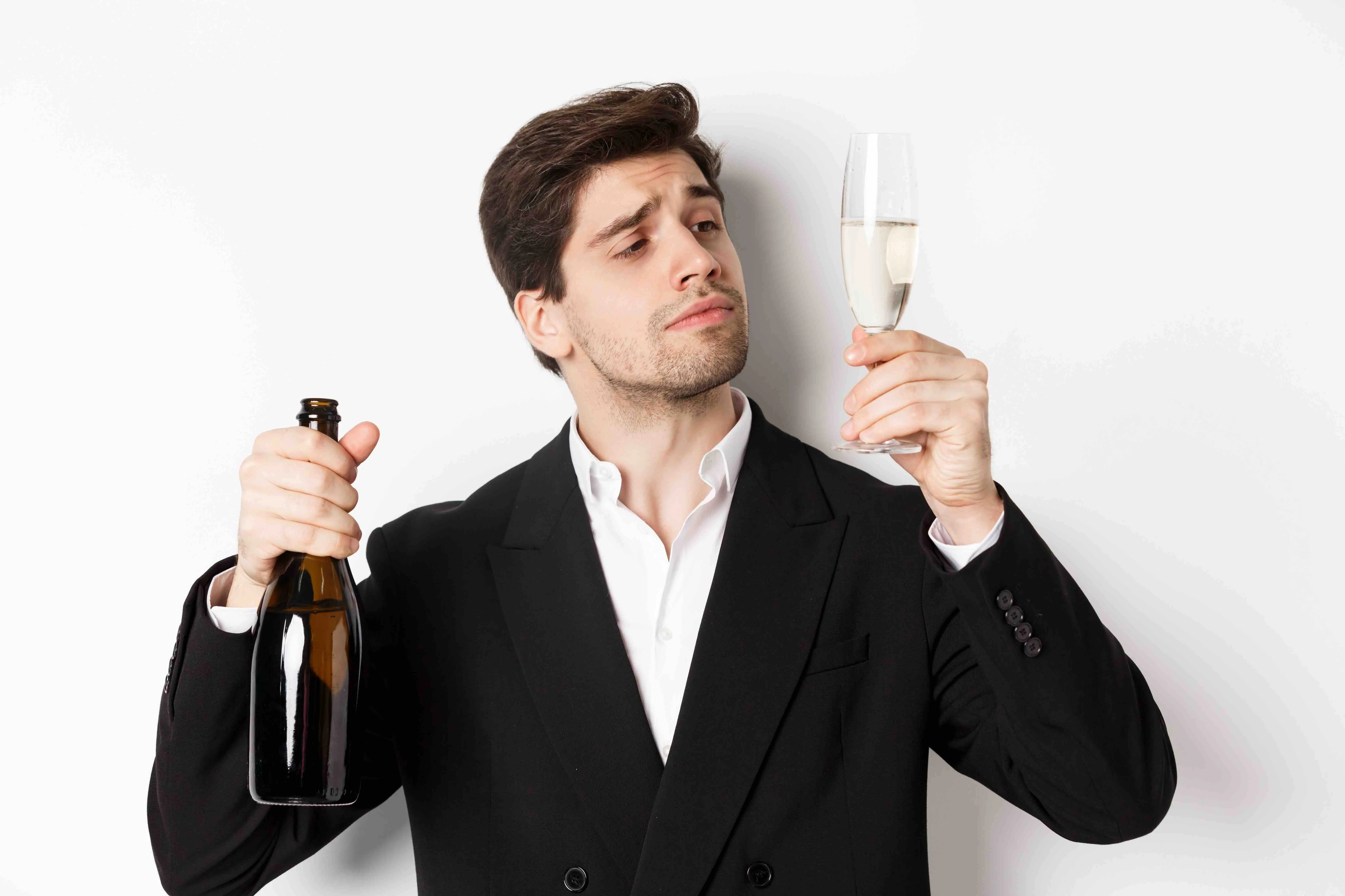 Hangover IV Therapy in Los Angeles: Recovery Drips Delivered to Your Door (2026)
