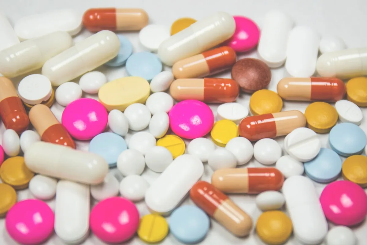 Vitamins and supplements compared to IV therapy for nutrient absorption in Los Angeles